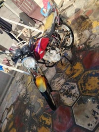 موتور 200 • للبيع • بيها مجال