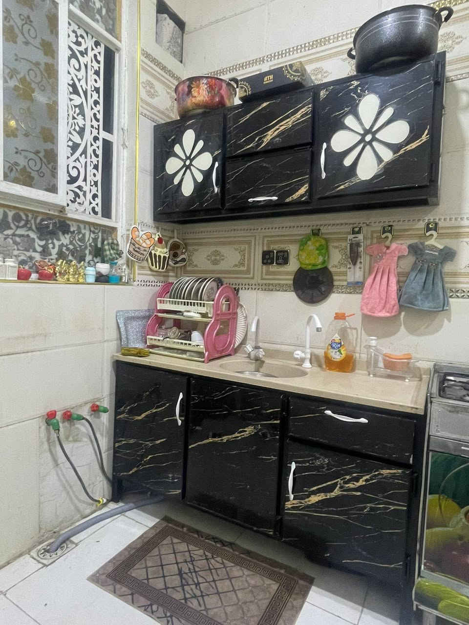 زبير  غراض بيت كاملة مستعجلة ع بيعتهن  كلمن وسعرة  
ثلاجة ٣٠٠ جديدة كبير لحجم 
لبلازمة ٢٥٠ 
كاونتر ١٥٠ 
لمردات لوحدة ٧٥ 
لبراد ٧٥
غسالة حجم كبير ١٠٠ نضيفة 
طباخ ١٢٥  
 لميز ٣٠  
 امانة الله لغراض كلهن نضيفات وماداخلات تصليح ***********

