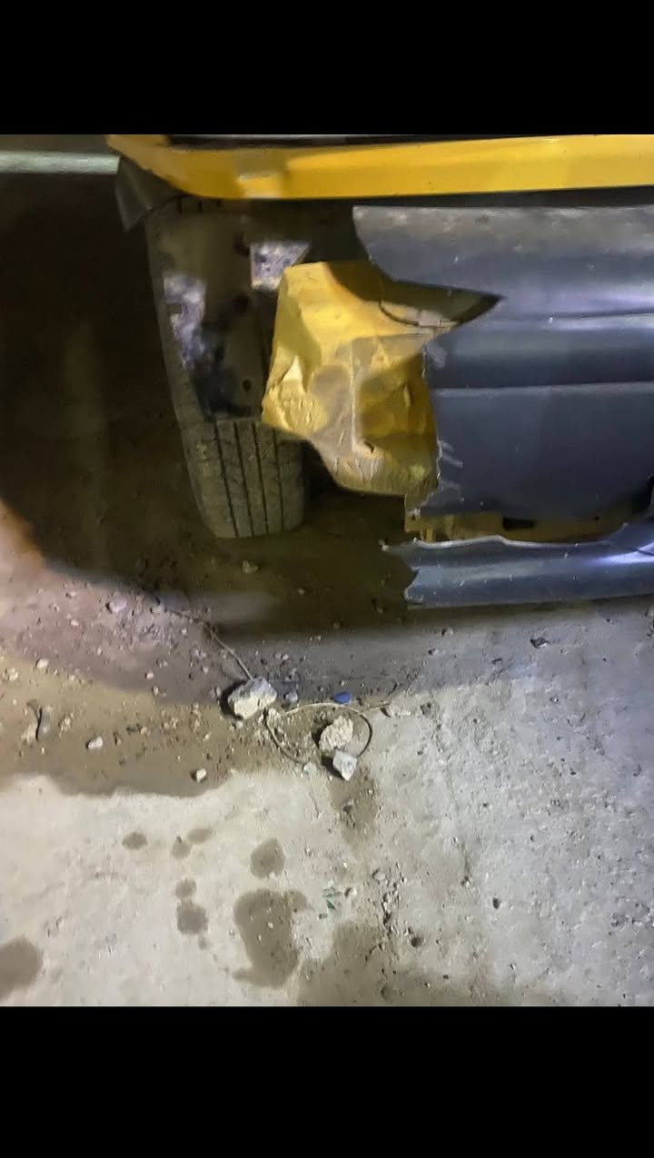 السلام عليكم حبايب سايبه  للبيع موديل 15 ارقام انگليزي عل تحويل تستلم و رقم مميز كفاله من ضربه و تبديل بيه تكحيلات بسيطة و شواصي سليمه ما ملعوب بيهم رقم بغداد راعيه يريد يحول بيه خيط تبخير اسم و من قبق محرك عليه غرامات 200اينزلن من سعر و  مكاني بغداد حي اور سعر 37 رقم الهاتف ***********
