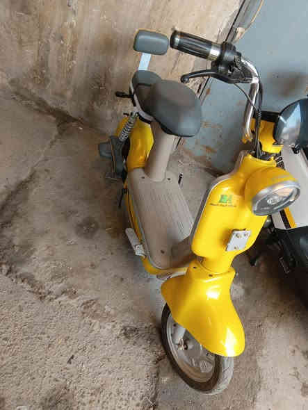 سلام عليكم 
دراجه حجم 14 موديل 25 كفاله عامه 
بلوتوث 
العنوان البياع 
300 وبيها مجال 
*********** بي واتساب
