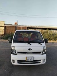 كيا موديل 2020 رقمها بغداد انكليزي سنويا لغايا 30  مكينه 2700 جديده لا...