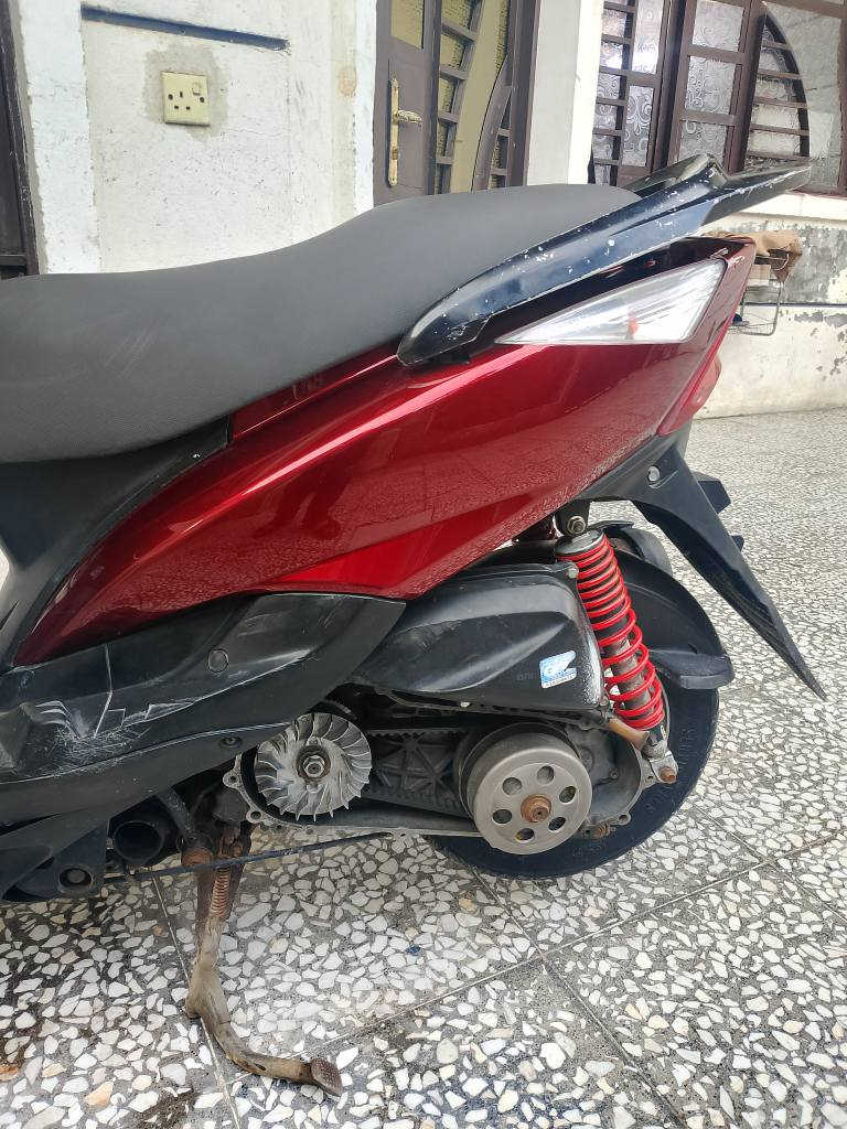 من رخصت الأدمن  اعادة نشر بسبب الوعود الكاذبة🉐
ثعلب للبيع دراجه خير من الله مكفوله كفاله عامه من التاير للتاير دراجه جديده بمعنى الكلمه كلشي شغال بيها مكينه خير من الله شلعه معدل 100 120 الدراجه عليه لايت زنون سكن كل الالوان ريمونت تجي تشغل وتطلع ترايك من بغداد للبصره مكاني بغداد غزاليه رقمي *********** بغداد, العراق
