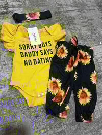 تراك • ٤ قطع • ملابس أطفال