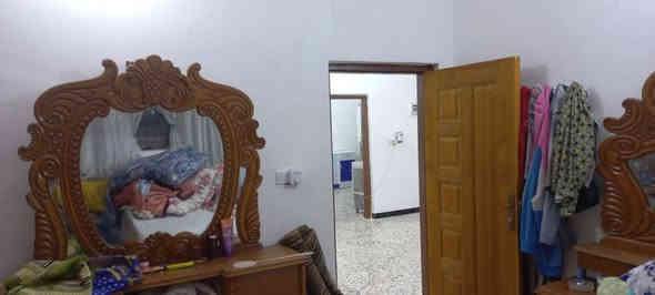 سلام عليكم دار للبيع                                       المساحه 245 متر                                                الواجهه 17/5النزال14.                                        طابو ملك صرف تستلم قرار محكَمه                                    السعر 85مليون وقابل لتفاوض                                   المدائن منطقة التويثه                                  الاستفسار                                الاتصال***********.                                  واتساب
