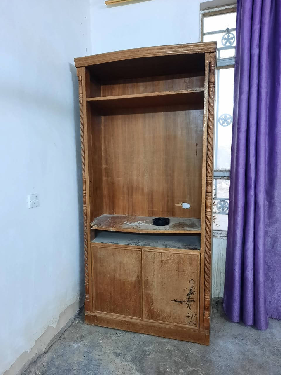 للبيع نضيف واصلي سعر ٧٥قفل***********
