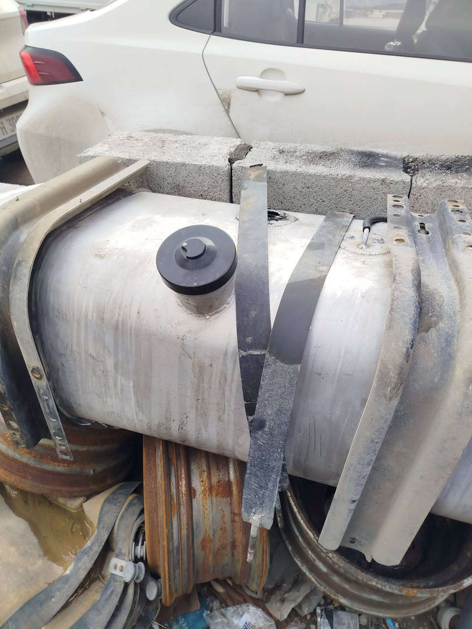 ***********
تەنکی ٢٠٠ لیتر گاز فافۆن بی تەوافە ٢٢٥ هەزار
