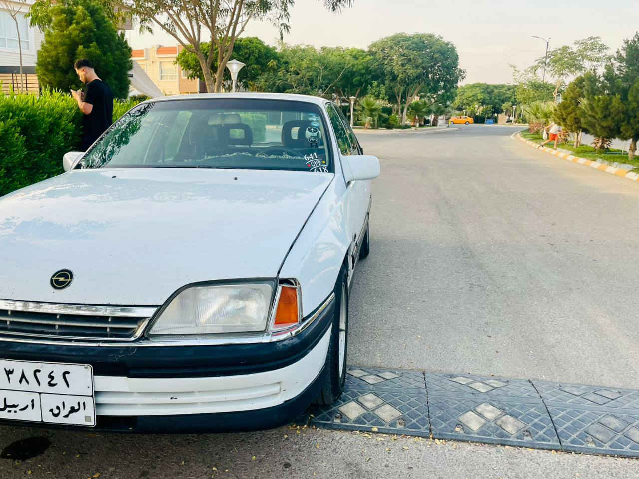 للبيع اوبل اوميكا
 موديل1993 رقم اربيل 
سيارة صبغ بلاد 
بيهه 2قطعه صبغ 
بدون سلايت 
كير عادي
بدون تبريد
 سعر 45وبي مجال
 عنوان ديالى-خانقين 
***********
