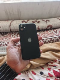 آيفون ١١ • نضيف • عادي