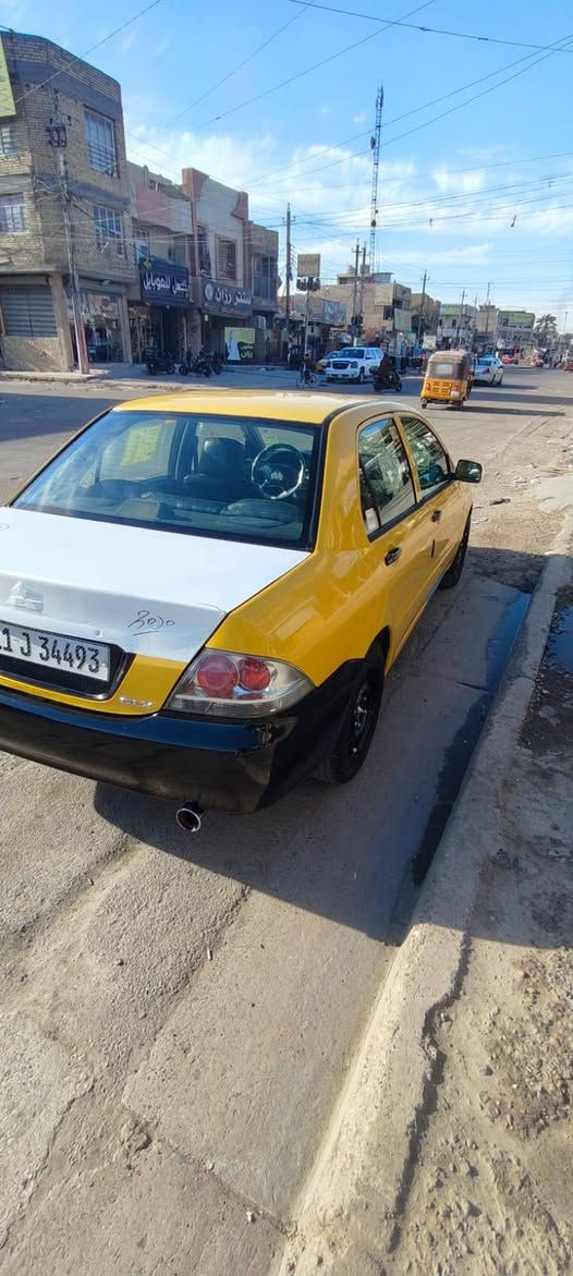 السلام عليكم شباب عند لانسر 2009 للبيع فقط السيارة جاهزه وخير من الله تخم تاير باتري تبريد جديد مكينه 2000 المرغوبه السياره بدون حادث بس مصبوغه حزام للجماليه بجم ضهر تكم مكفوله مكاني بغداد الشعب السعر 61 وبيهه مجال قليل*********** ابو جعف
