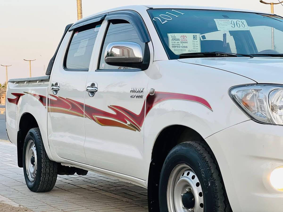 سلام عليكم للبيع بيكم فلاونزه ناصي موديل 11رقم اربيل 
بيه جاملغ الايمن مبدل وبيه بارد بسيط كما موضح في السونار 

مكينه مكفوله من التنقيص والتبخير

السعر 155وبيه مجال المكان بغداد

***********

***********
