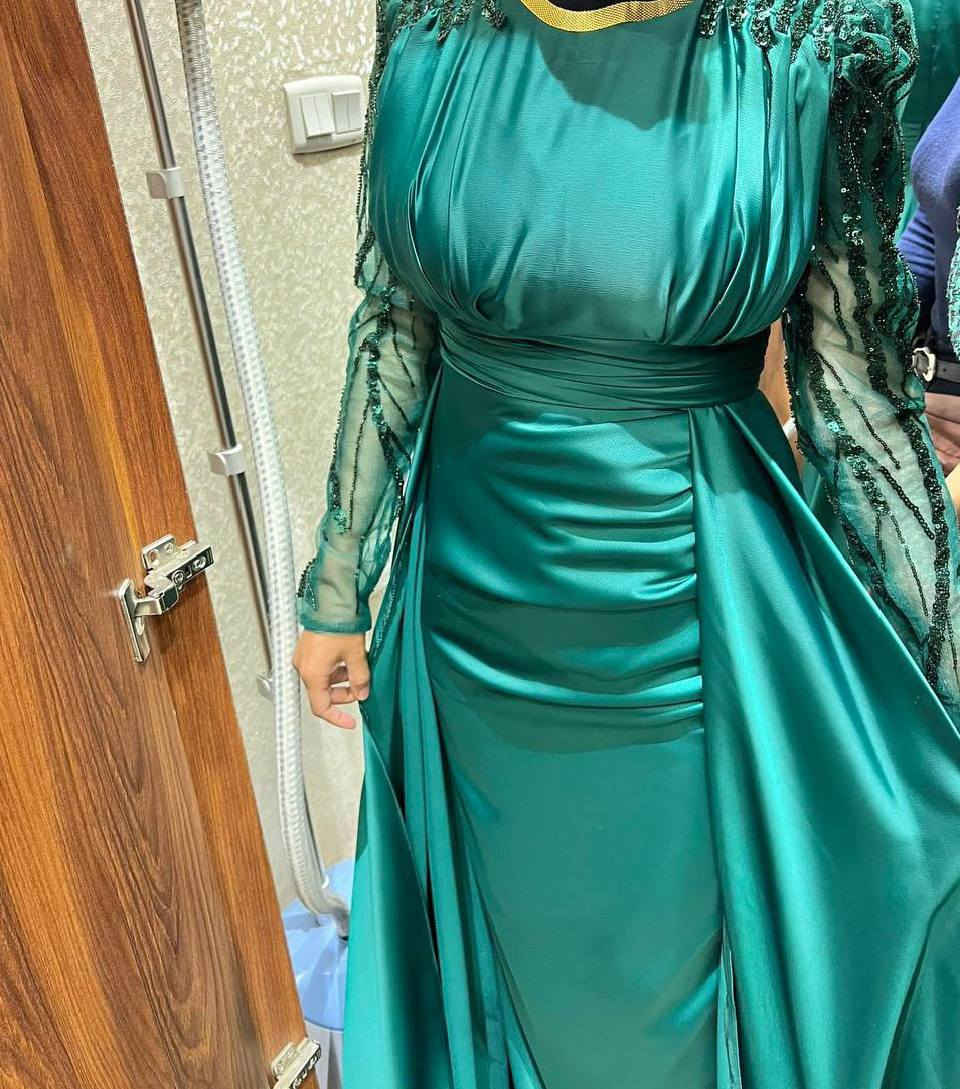 فستان قياس 40 مثل ما معروض كدامكم نظيف حيل 

السعر 40 هو وتوصيله


**إذا كنت صاحب هذا الإعلان وتريد حذفه لأي سبب، رجاءا أرسل رسالة إلى الدعم الفني**