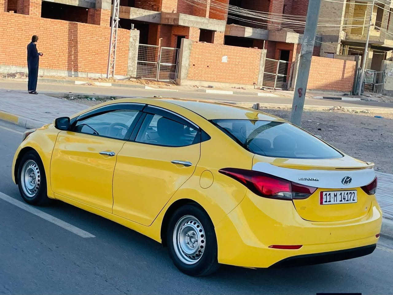 سلام عليكم البيع هونداي إلنترا موديل 2016 وارد امريكي حادث بنيد فقط بدون دواخل شرط سونار كلها اليبل واحد سيارة جديدة وجاهزة من كلشي تبريد ثلج حدادية تخم تاير كير ومكينة 1800  دوش مكفولات سيارة احله من صور السعر ٩٠ لاستفسار علا رقم ‏‪***********‬‏مكان ناصريه كربلاء
