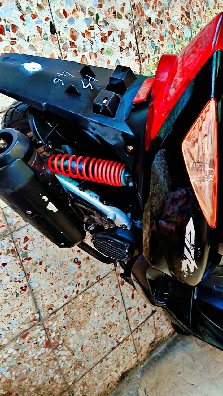 جي تي ار للبيع ... مكينه نضيفه دراجه بلاديه كفرات بلاديه معدل شلعه خير من الله السعر 500 بكاني شهداء البياع *********** او مراوس ...موجود
