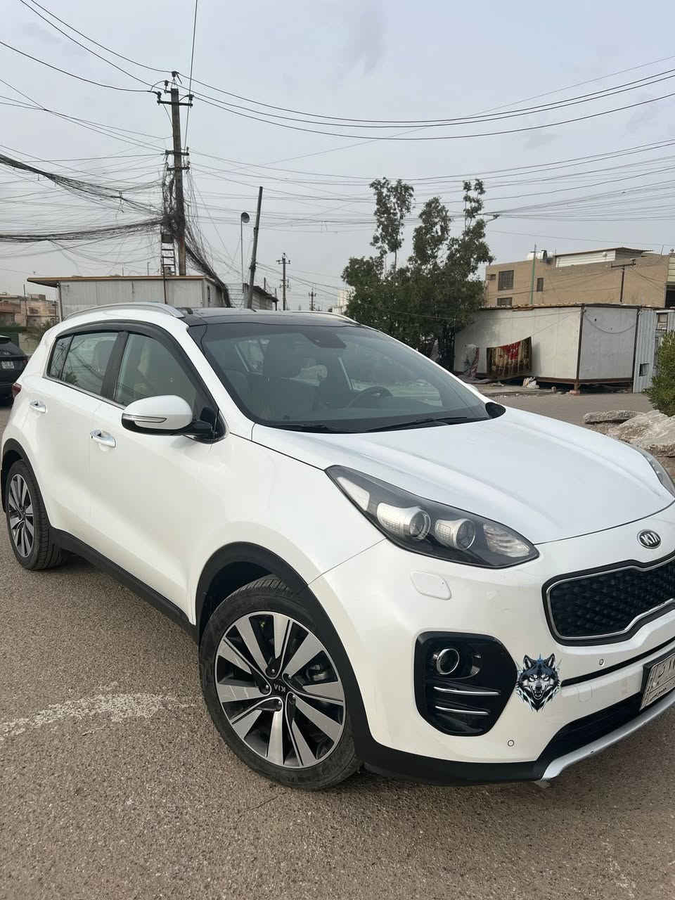 سبورتج موديل 2018 خليجي
فول مواصفات للاخير 

✅  رقم بغداد  ماشيه 75 الف 

✅ محرك دوش 2000 

✅ بانوراما

✅ بصمة

✅ بصمة ابواب

✅ جنطة كهرباء 

✅ درايف مود ( انظمة قيادة متغيرة )

✅ ترحيب عند الاقتراب

✅ مانع انزلاق

✅ حساسات امامي خلفي وكامرة دوارة

✅ مري طي كهربائي واشارة جانبيه 

✅ ويل حجم 19   

✅ تبريد قطعتين

  السعر 184$

للاتصال : ***********

🏠  مكان سياره بغداد البلديات
