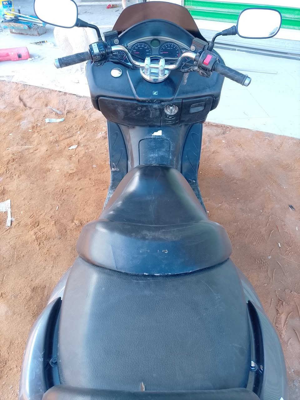 سلام عليكم دراجه فورزه 08 لبيع 
دراجه كامله حساس ستان بصمه 
عميه كير ملغي 
نقوصات بصيطه بيها 
تايرات نضاف كفرات نضافه 75 بل ميه
سعر 800الف وبيها مجال لتصال 
*********** عنوان بابل القاسم 
حماوه ثابته على نص مكينه ناعمه تخبل
