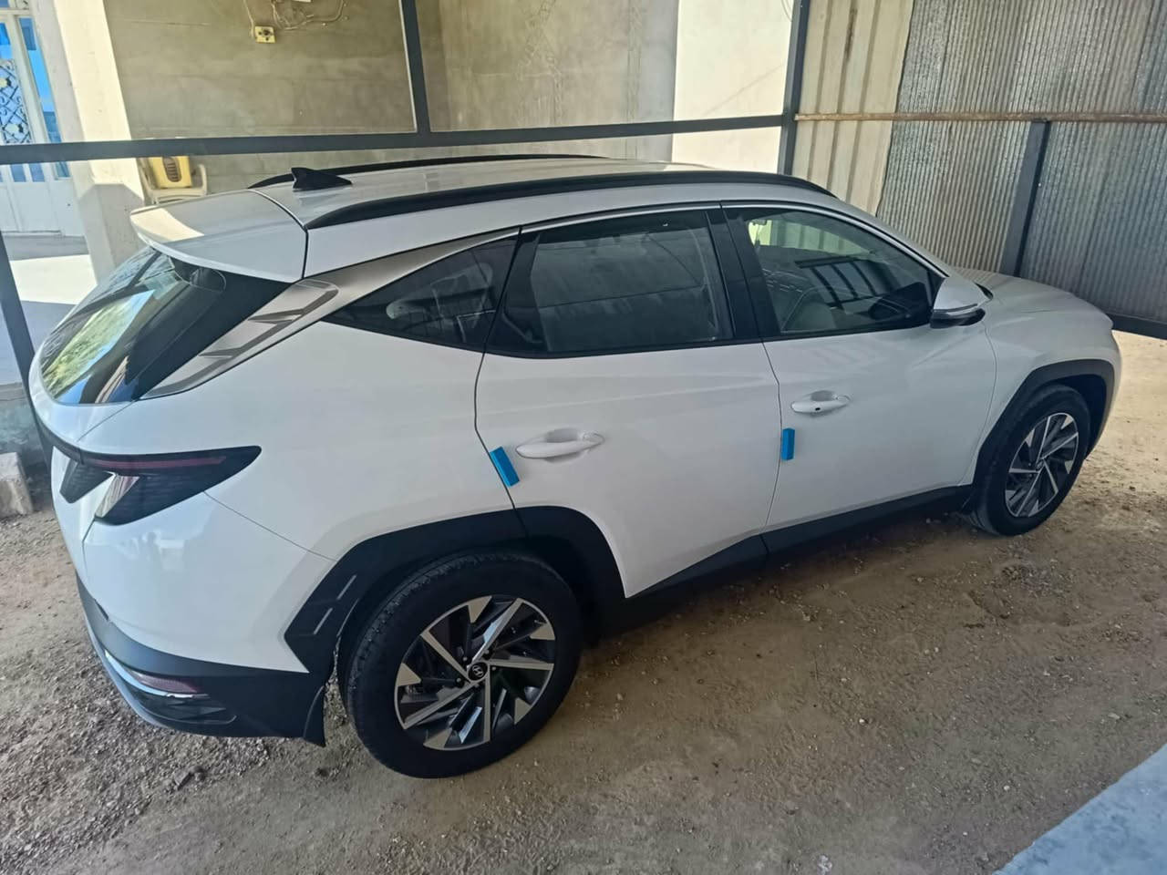 توسان ٢٠٢٤ خليجي مكفوله بغداد ب اسمي السياره جديده
بصمه 
شاشة 
حساس امامي خلفي 
لد مانع انزلاق 
٣ انظمة قياده 
ترحيب 
تشغيل عن بعد 
مكينة ٢٠٠٠
السعر 225 وبيها مجال..
للاستفسار الاتصال على الرقم. ***********
