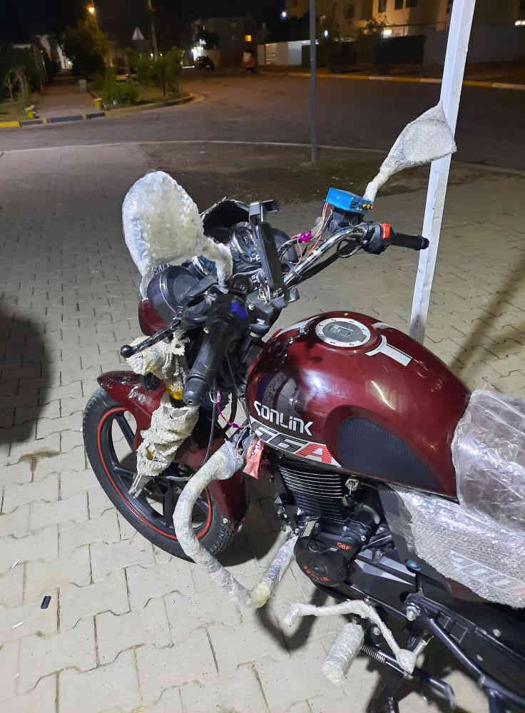 اخون مكلف دراجه سلونك ديوان مديل 24 مستعمل 32 يوم جديد منفيس بصمات سويجات دراجه تخبل وشرط تجي وتشوف بعينك زيرو لون يخبل مكاني مجمع الدور محرك 200 ضاغطه. هورن بوش اصلي زنون امبثري جديد مفوله السعر مليون 300 وبيها مجال اتصل وتشلع عيوني ***********
