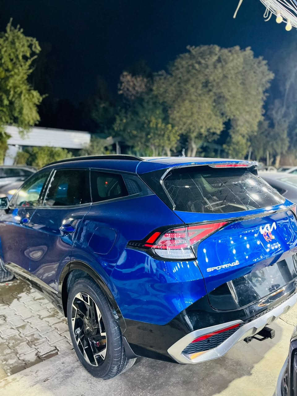 سلام عليكم..كيا سبورتج للبيع..2023 وارد امريكي اعلى مواصفات بل سبورتج.. حادثه جاملغ وباب امامي..سياره كامله وجاهزه..مكاني بغداد بلديات للتواصل والاستفسار..***********
