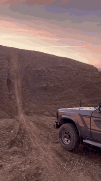 سڵاوی خواتان لێبێت هاو ڕێیان
ئەدمین ❤️❤️
لاند گرۆزەر (4x4) ئاڕم پلاستیک سلێمانی ماشااللەی دوێ لەجوانیو پاکی . سەیارەکە خازو بەنزینە . کامل جوان کاریە . توندو تۆڵە . کامل کارەبایەتی مەزبوتە . پاوەرە . ٢ف ٤ گێڕ . گێڕو مەکینەو ئەکسل . دەبڵ ئەکسل قورسو سوک مەزبوتە  
شوێن قەڵادزێ .سعری ٢٧ معامەلەیەکی کەم 
ژ.م ***********
