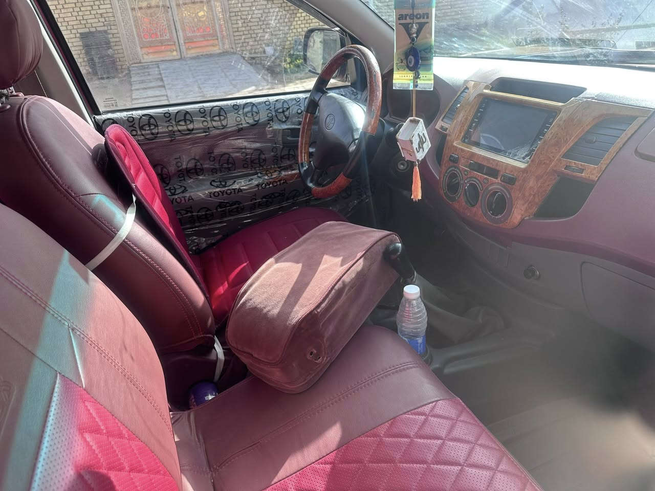 السلام عليكم للبيع بيكم هايلوكس
موديل 2009  سعودي 

رقم  البصرة الدولي تحويل مباشر باسمي

مكفوله كفاله  من صبغ وبارد عامه. 

شاصي 19

محرك كير كفاله. صدر حداديه
سياره جاهزه من كلشي تبريد 

تخم تاير جديد. مواصفات سعودي 

السعر:١٥8 وبيه مجال
المكان:الناصرية
رقم الهاتف:***********
