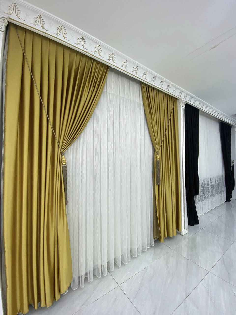 ✨🔥 عروض مميزة لأهل دهوك 🔥✨
إذا تبحث عن الفخامة والجودة بلمسة عصرية لبيتك أو مشروعك 👇

🏠 محلنا يوفر :

✔️ كافة أنواع الأقمشة الراقية  
✔️ خياطة و تركيب جميع أنواع الپردات بكافة تفاصيلها 
✔️ اقمشة و ستائر حديد دهوك بأحدث التصاميم  
✔️ خدمة سريعة و دقة عالية بالعمل  

💯 نغطي جميع مجمعات دهوك  

📍 الموقع: دهوك - شارع KRO - اقمشة و ستائر حديد  

📞 للتواصل : ***********  

✨ خلي بيتك أرقى بلمستنا ✨  
اتصل الآن و احجز طلبك
