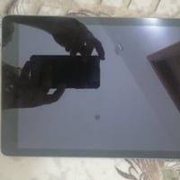 ايباد اير • ايكلود مقفول • نضيف