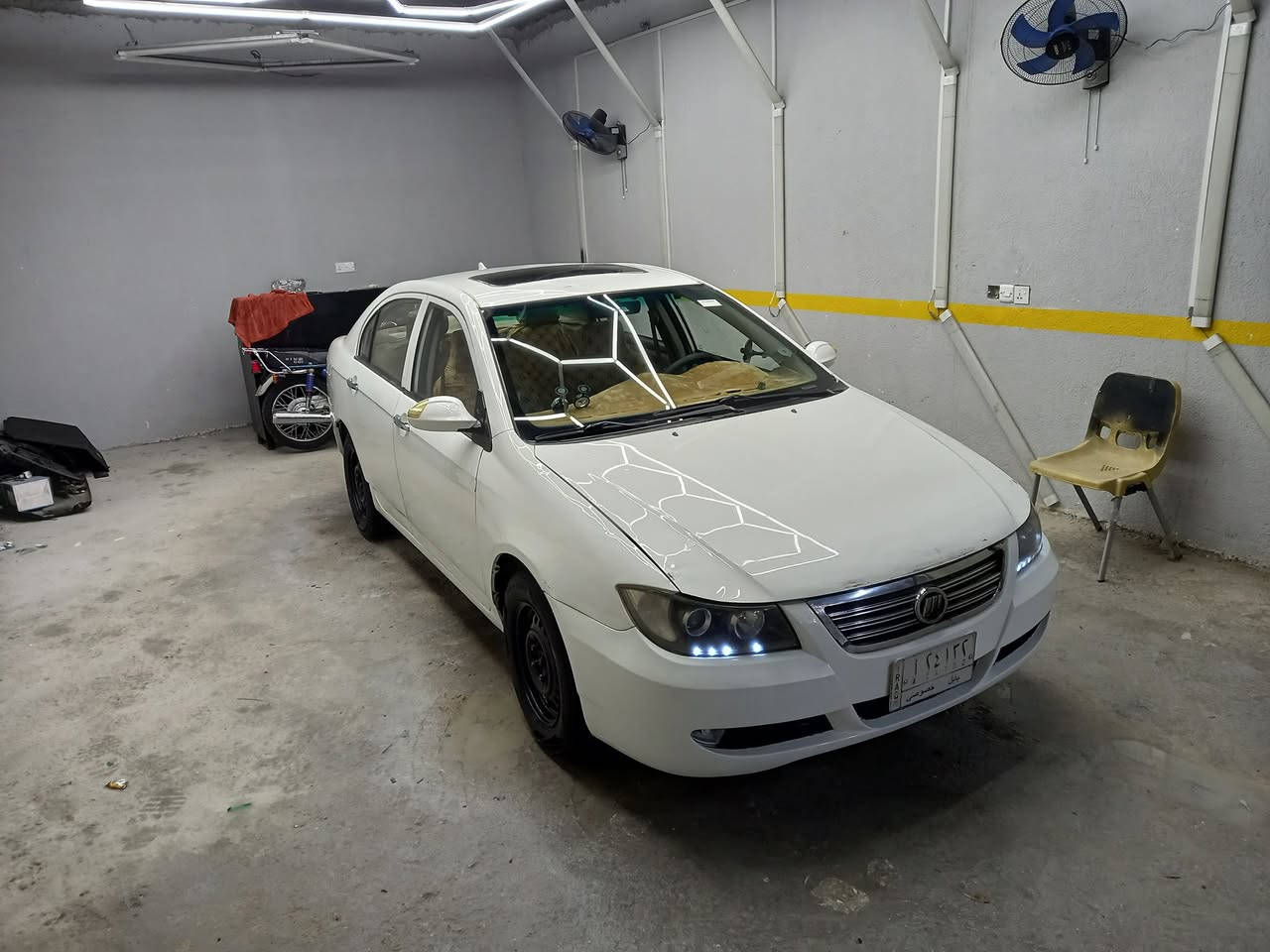 ليفان موديل 2011 كير ومحرك مكفولات حداديه وتخم تاير جدد رقم بابل شرط التحويل السعر 50 وبيها مجال + ترهم مراوس ( *********** ) 
انتصل وبيك خير وتدلل
