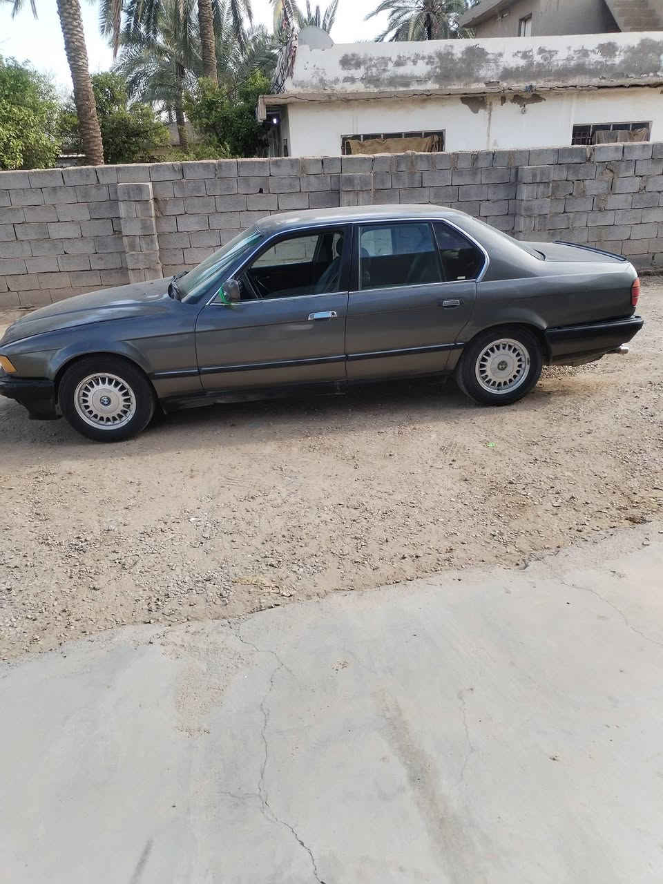 السلام عليكم بي ام موديل 91 السعر 42 اذا اكو سياره مراوس سنويه ل 29 وكاله ام الكوبون باسمي تخنتاير صدق جماليه***********
