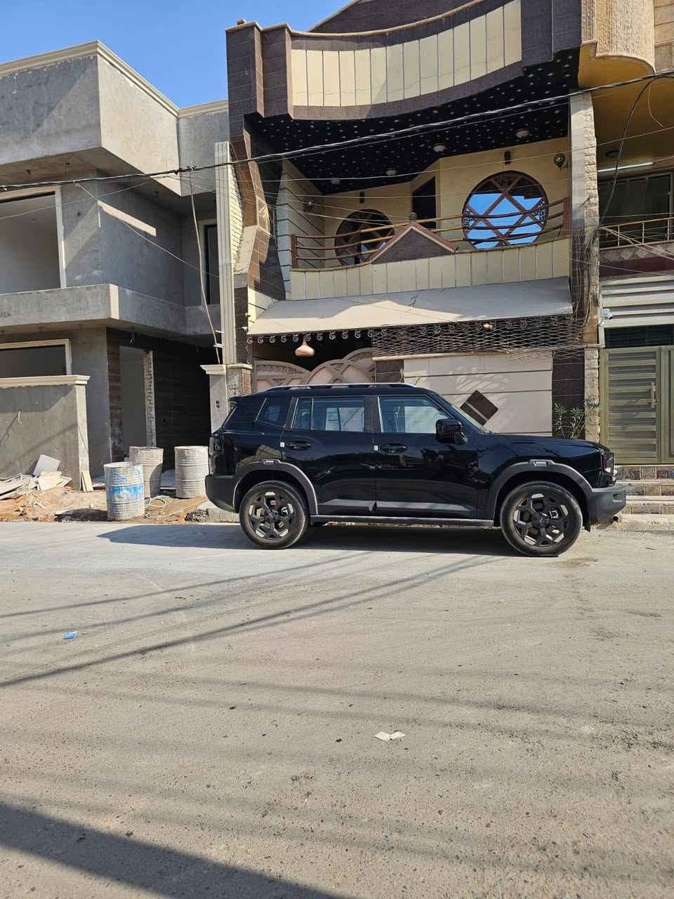 جيتور T1 2026🔥 فئة الـ 26 💣كومفرت🌟 (حارس النجوم)
 
كفالة عامة من كلشي 🤍

1- بصمة 🔐
2- كشنات كهرباء🔥❄️
3- كامرات 360درجة 👀
4- شاشة تفاعلية على الصوت 🖥️🔊تدعم ابل كار بلاي واندرويد اوتو
5-انارة LED محيطية 💡
6- تحديد مسار 🚇
7- سستم سماعات منن SONY
8- كير كرستال 🎡
9- باب الصندوق شفط 🦾
10-استهلاك الوقود 8,83 لكل 100كم
وباقي كثير من المواصفات 

#الون : اسود💣💣

حجم المحرك : 2.000 تيربو ✅
السعر 32,500 مليون 

السيارة ماشية 2000
بغداد/الكريعات 
الرقم *********** بغداد, العراق
