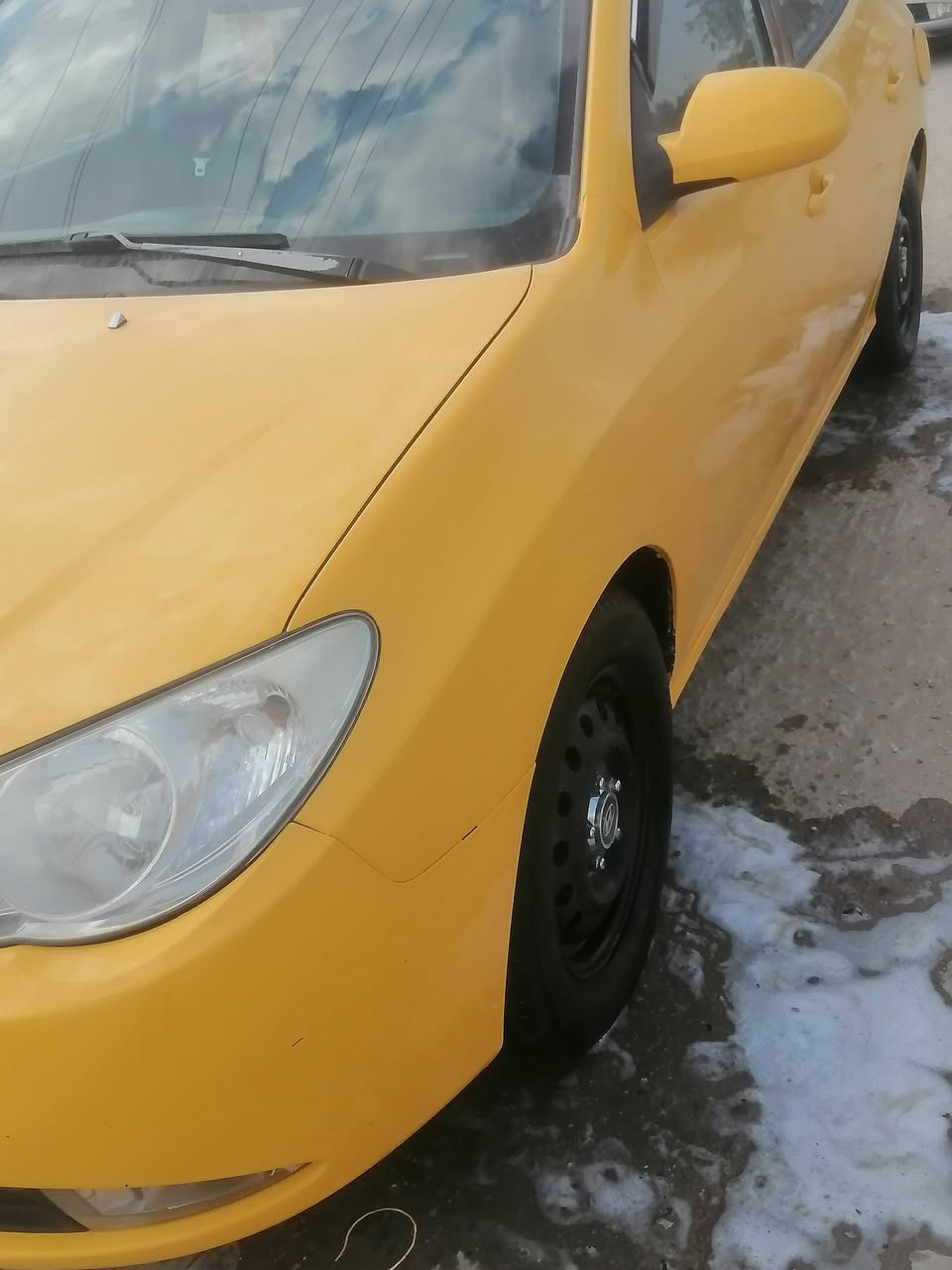 السلام عليكم النترا موديل 2009 خليجي رقم انكليزي باقي على استلام الوحات مكينه ستوني شادها حاويه كير مكفول تخم تاير جديد حداديه جديده مشط جديد كهربائيات كلها شغاله مدوشمه سياره مصفره هيئه وغرامات بيهن وصولات حادثها جاملغ امامي فقط
مالكها موجود يريد تحويل سياره جاهزه من كلشي
السعر 84 وبيها مجال حك جيه الاستفسار اتصل
***********
مكانها الديوانية
