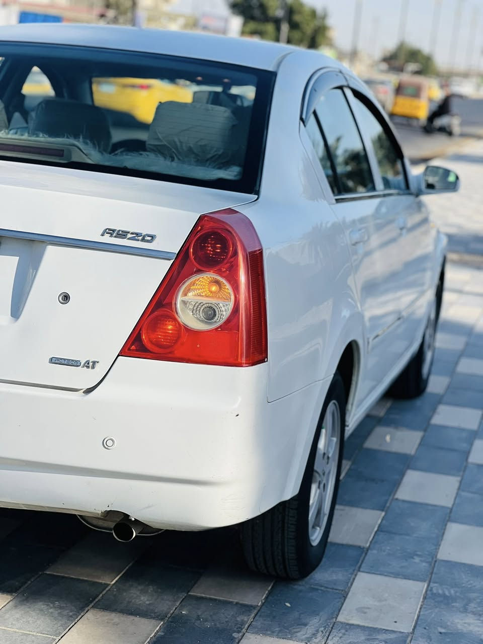 سلام عليكم شيري اي فايف 2012 بغداد رقم نكليزي سنوية لل 2030 هزه جديدة 
سيارة مكفولة من صبغ ولضربه ولفتح تبريد ثلج تدفى شغاله سنتر لك جام ع ريمونت نسختين سويج كتولكاتهة جاهزه طفايه بلادية سيارة كير ومكينه كفاله صدر امامي وخلفي جديد تخم تاير كهربايات كولهة شغاله ومابيه اي نقص سيارة شغل وطلع وي متردين
ماشية 106m كلشي بيهة شغال عنواني بغداد  السعر 57 وبيه مجال للشراي ممتواجد ع فيس تصل لاستفسار 
   *********** 
موجود وتساب هم
