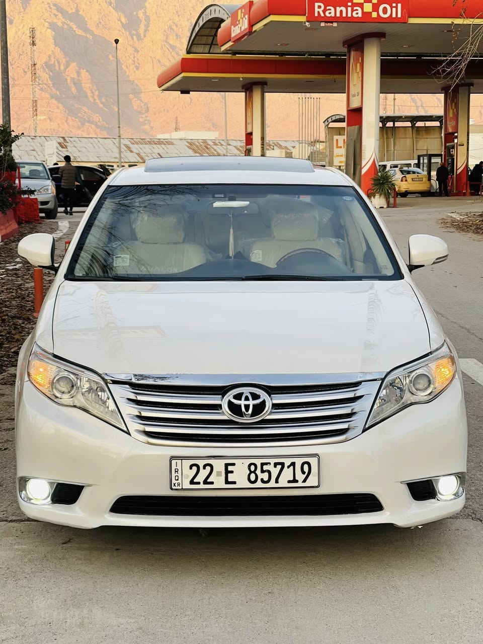 توێۆتا ئەڤەلۆن ٢٠١١ بۆیاخ تەنک 
 خلیجی فول مواسەفات لمیتد  
 یەک بست چاملخی دواوەی بەس پەمپە لەگەل ناو چاوانەکەی هەلیداوەو چاکراوە 
سلایت ، بەسمە ، پەردە 
٦ سیدی 
کوشن سارد و گەرم ، کوشن خەزن کوشن کارەبا 
تەبرید مەرکەزی 
گێر و مەکینەی  بەشەرت نەکراوەتەوە دوکەل و بوخاری نییە 
سەنەوی و رەقەمی تازەیە تا ٢٠٢٨ تازەیە بەناوی خۆمەوەیە 
نرخی 168 وەرەقە و مەجال 
ناونیشان   رانیە 
***********
***********
