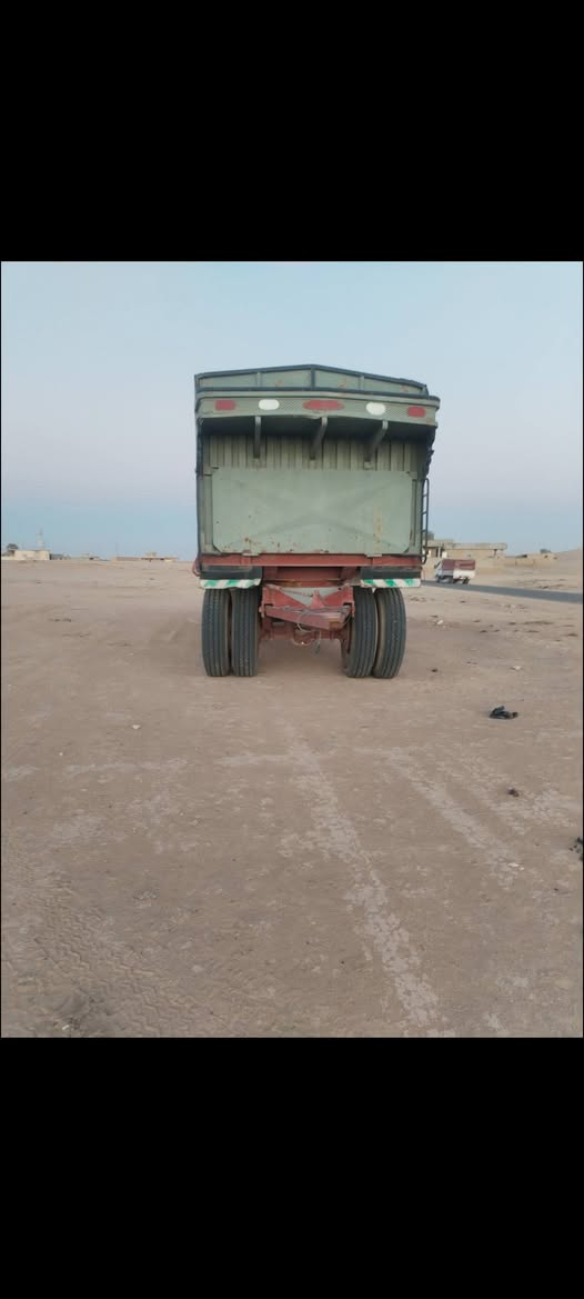 مقطوره للبيع طول سبعه ونص  عربانه جاهره  كهربائيات جديده هوه كامل  مكان سنجارناحيةالقيروان  للاستفسار الاتصال ***********/***********
