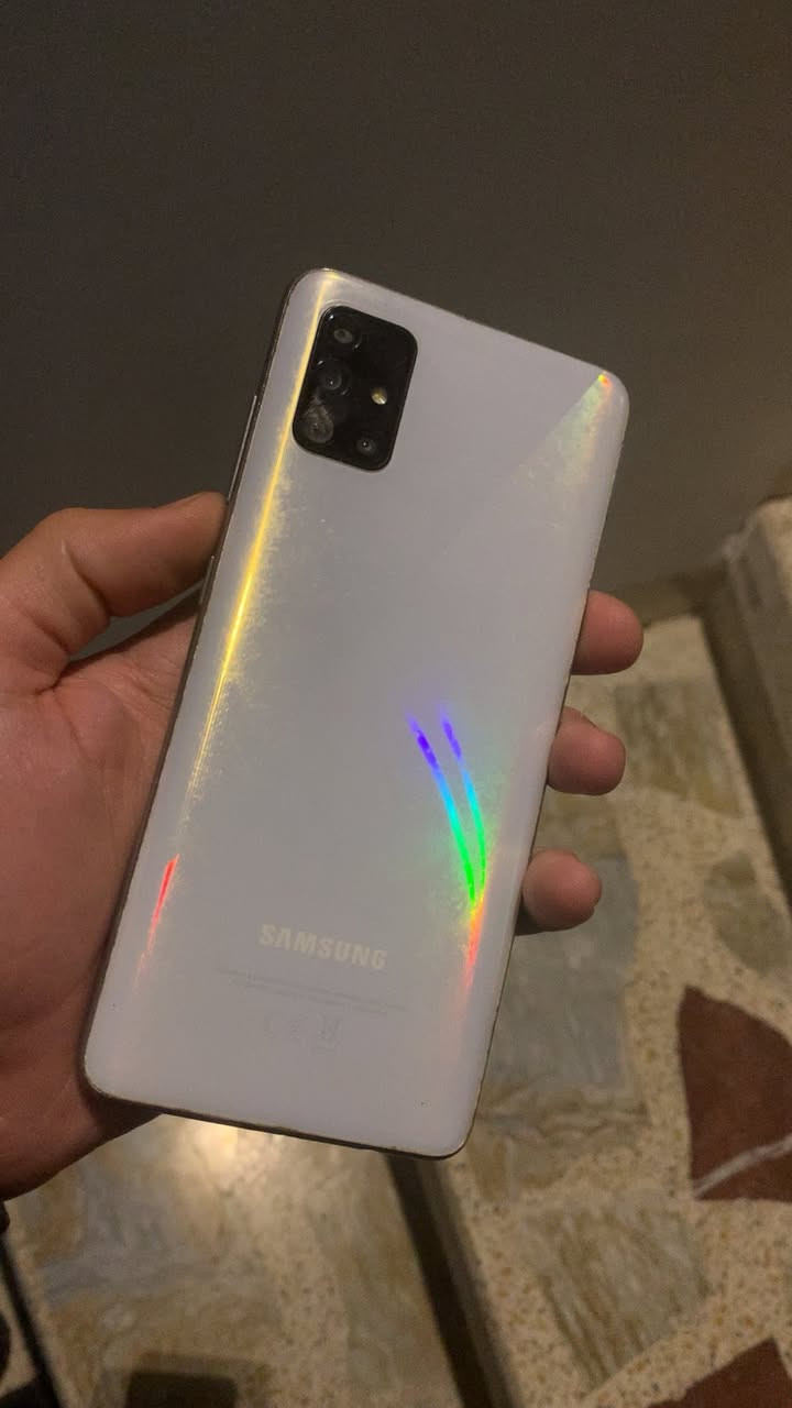 Samsung A51
الذاكرة: 128
الرام: 6
شغال كامل بس بي مشكله ب شاشه دقتها ضعيفه ما تبين ب تصوير بس شغاله كامل وما تشكل 
ادفع سعر عجبني ابيع 
يرهم مراوس شعندك نزل
📍حي الفلاح الثانيه قرب دائره المرور


**إذا كنت صاحب هذا الإعلان وتريد حذفه لأي سبب، رجاءا أرسل رسالة إلى الدعم الفني**