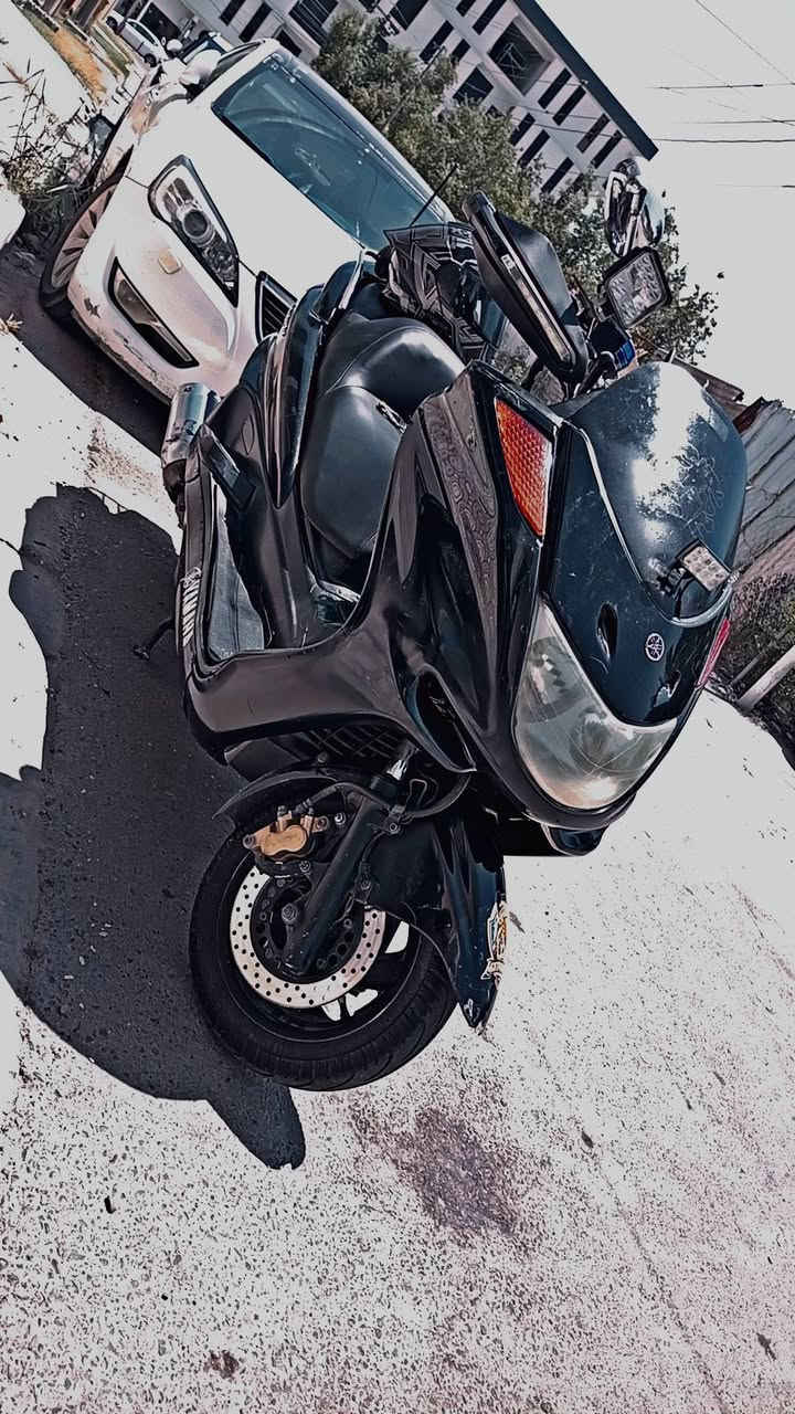 الهم صلي على محمد وآل محمد مراوس فقط 
ماجسته دبل رون محرك 250cc خير من الله دراجه مناقصه شي شلعه ومعدل تبارك الرحمن عن حلال ول حرام بيه بس شغلتين تجفيت دبل مامي وكلج خلفي اما عن كهربائية كله شغاله مزوده بل كامل من زنون ونشرات وشاحنه وحامل كواب ثنين وحامل هتف مري نيكل ستند حساس ستند تعليك قفل جكمجه شعال قفل صندوق شغال قفل ستيرن شغال وراق جاهزه كله مكاتبه سوي وياك دراجه  ما مثره من ناحيت دبلات وكلج خلفي مشيه ورزانته حلوه وشلعته حلوه معدله خير من الله مراوس فقط ريد نفس نضافه بس غير لون عندك بدون تزويد اسلمك بدون تزويد عندك مزود انطيك ممزود لين الغراض مكلفتني مانت الله ورسوله 
*********** كون بغداد

