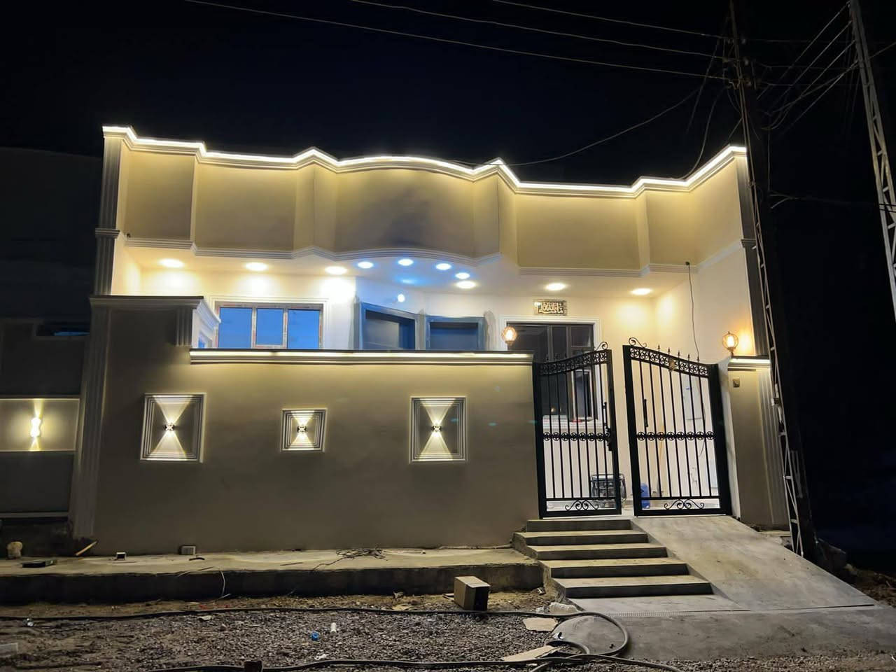 سلام عليك دار سكني في الثوره الثالثة ركن بيت جاهز مكمل *********** /لبيع
