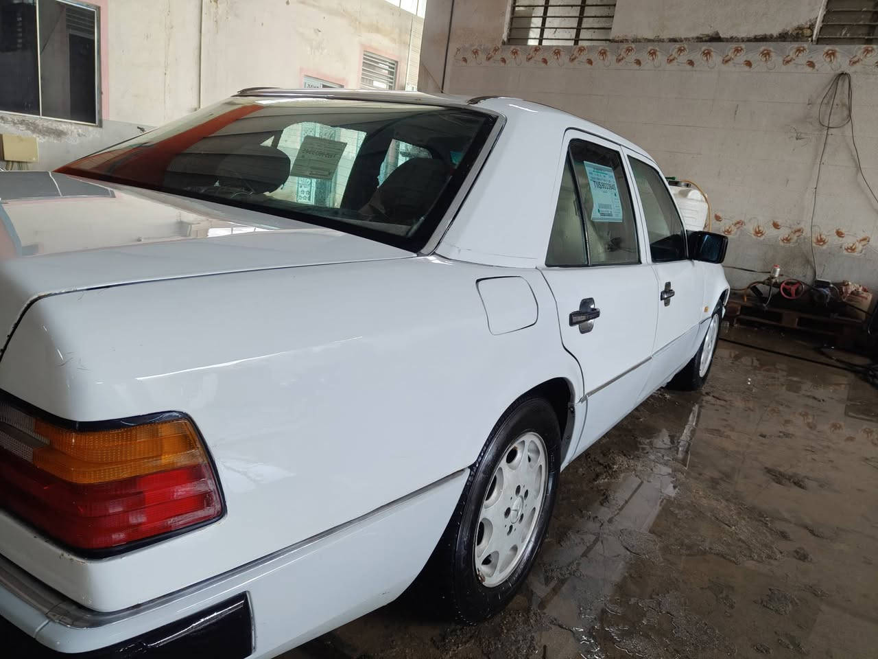 للبيع أو مراوس 
 مارسيدس دب300
مكينه بطه 2500
مكينه كير مكفول 
رقم بغداد 
سعر، ٤٠وبيهه مجال 
تواصل وتساب 
‏‪***********‬‏
