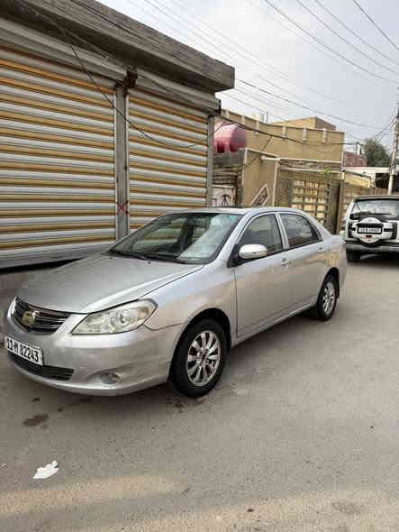 السلام عليكم BYD G32013 رصاصي 
مكفوله كفاله عامه من ضربه ومن صبغ ومن تبديل وجراد كفاله عامه سياره جديده ماشيه 87 حقيقي بسمي سياره على وضع الشركه صدر الشركه كير عادي كير عادي المرغوب بسمي بغداد رقم انكليزي سنويه جديده سياره ماناقصها شي الحمد الله
مكاني بغداد سعرها 60 وبيها مجال 

‭0776 609 5788‬
