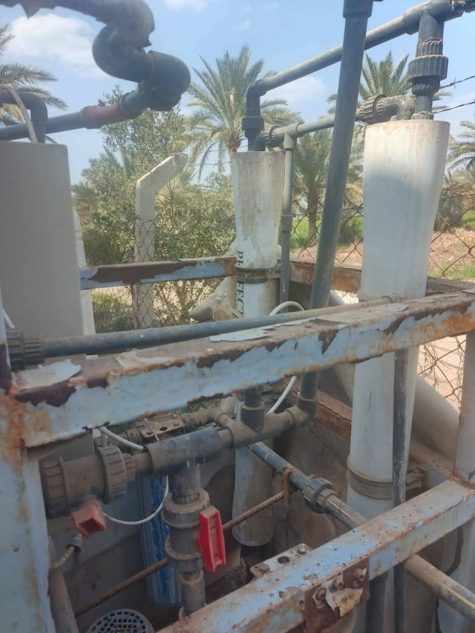 منظوماء مستعملة مع ماطور عدد ٢ مكان بابل سعر ٣٥٠  اَللاستفسار عله الرقم ***********
