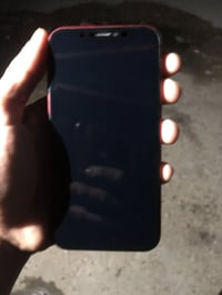 آيفون Xr نضيف ما مفتوح  ذاكرة 64 بطارية 79 زلغ مابيه نضافه 95% حاسبة ك...