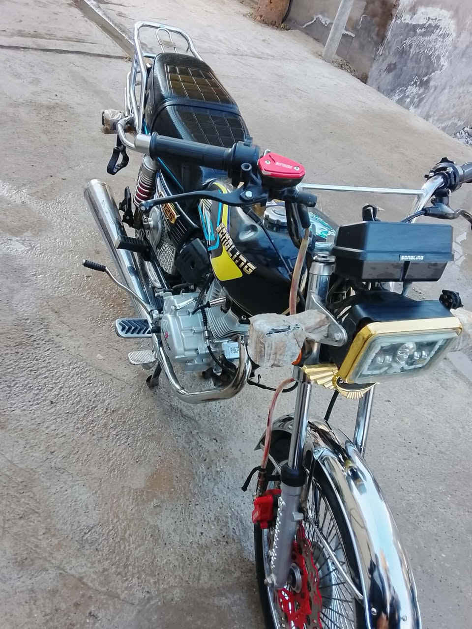 تايكر ٢٥مكاني بعقوبه كفاله بس كسر بل مازده خفيف سعره ٦٥٠بي مجال الرقم ***********
