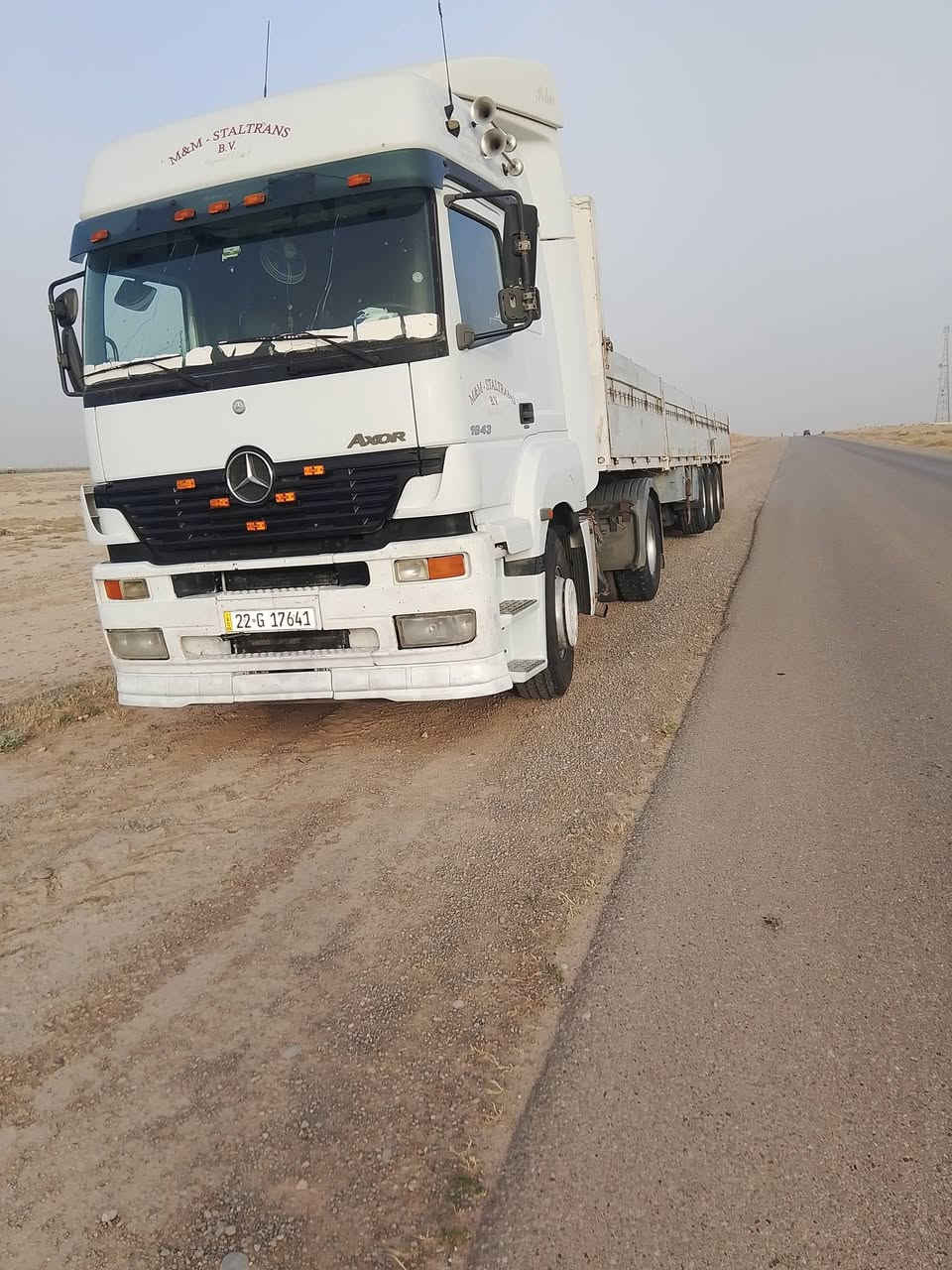 السلام عليكم سياره للبيع 
 موديل 2004 گير كهرب حجم 43 عربانه اوربيه ثلاث محاور تك تايه دنگير مدور ويل فافون سنويه لل 2030 سياره باسمي حصه مال گاز طخم تايه جديد راس وعربانه
ومكينه معمره جديد شرط شاصي وگير 

للاستفسار الاتصال على 
***********
