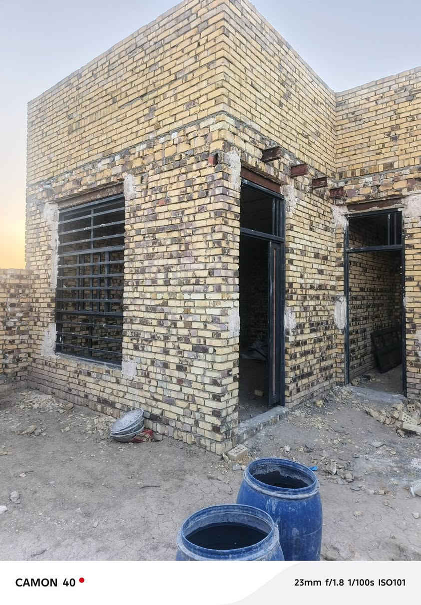 السلام عليكم ملاحظة هيكل يرهم بيع ومراوس
للبيع هيكل مساحه 250متر يتكون من غرفة عدد 5x5صاله 8x4 مطبخ 5x4استقبال 4ونص 9xصحيات داخلية وخارجية بناء جديد طابوك السكف عكاده طابوك جمهوري شيلمان ثقيل السطح مطبك فرشي بوب وشبابيك شغل دراجه اول بديل خشب تبليط موجود ماء كهرباء منطقة هدوء امان العنوان الهاشمية الساده البحارنه قرب خط نفط بيت بسمي بيع ومراوس السعر خاص تجي تشوفه وتقتنع وتدلل للاستفسار يرجى الاتصال عل رقم وتساب او مازنجر***********
