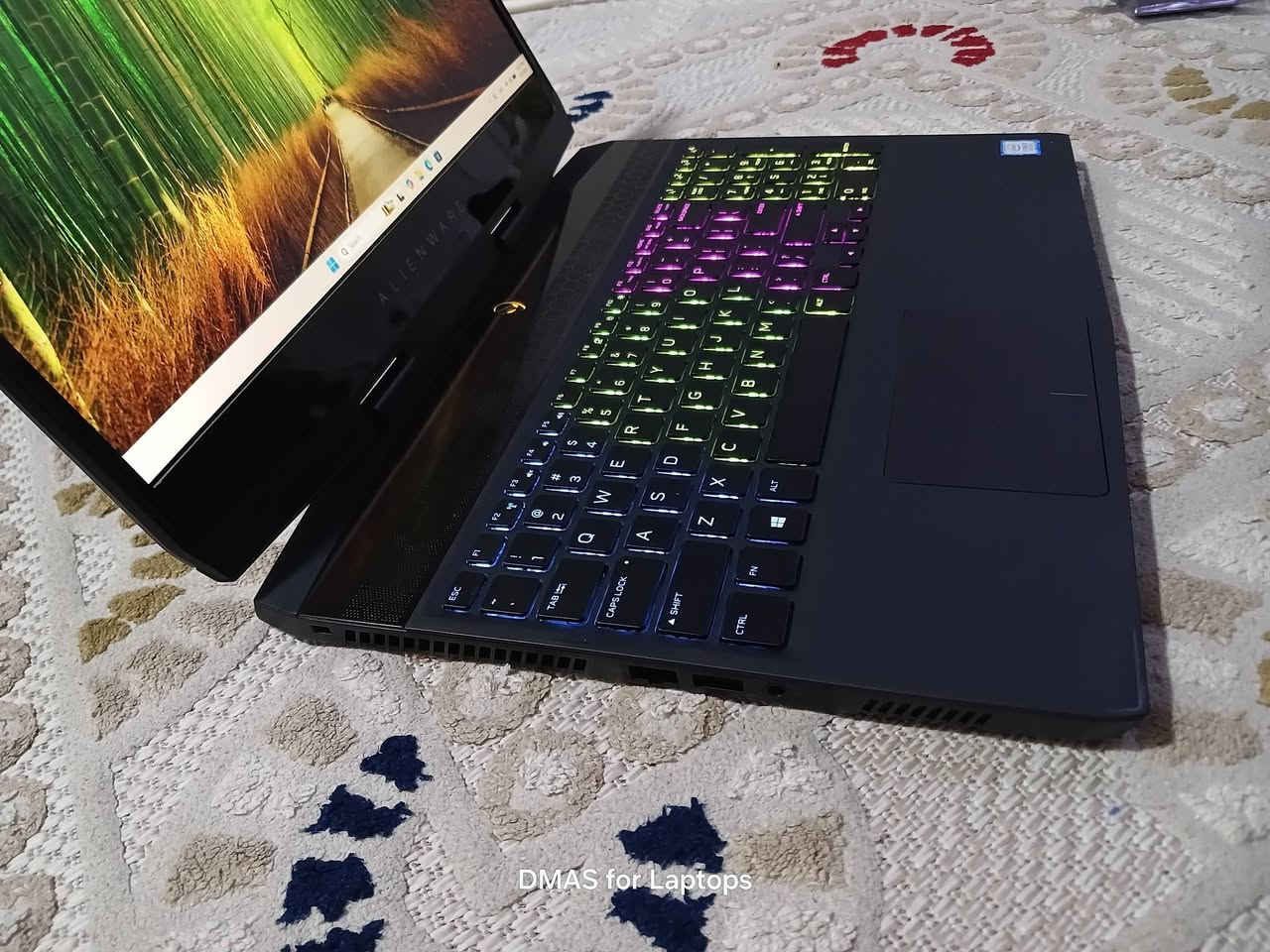 السلام عليكم، موقع ديماس DMAS للابتوبات کيمينك
لابتوب ديل أليناوير M15 گيمينگ – مستعمل
🔌 ويا الشاحن الأصلي
💰 السعر: 680 الف ثابت
❌ لا أقساط ولا مراوس رجاء
⚙️ المعالج: Core i7 جيل 8
🟰 الرام: 16GB
💾 التخزين: 512GB SSD NVMe
🕹 كرت الشاشة: RTX 2060 6GB
🖥 الشاشة: 15.6” FHD 144Hz
⌨️ كيبورد: RGB
📍 المكان: أربيل
📞 واتساب/: ***********
