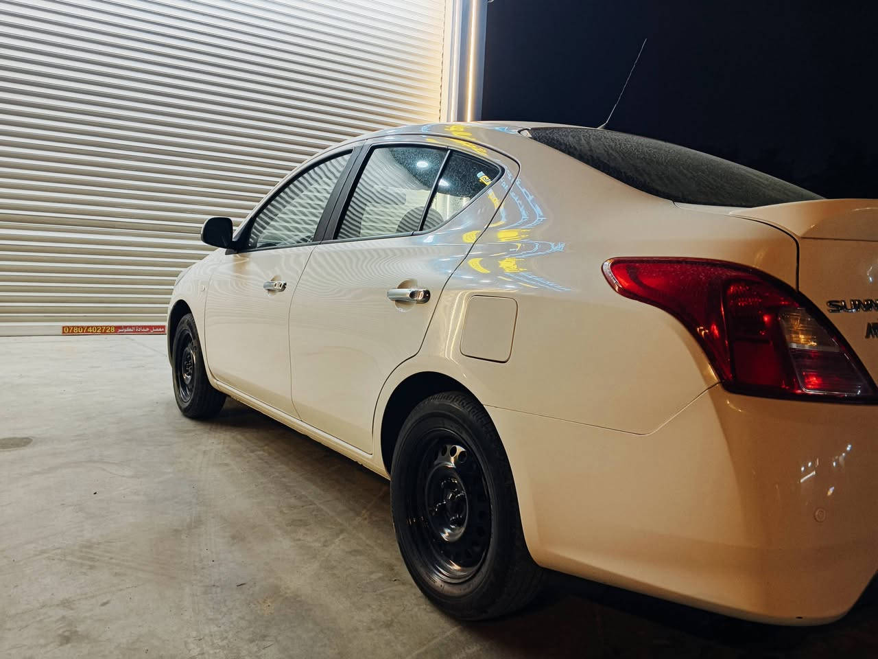 السلام عليكم نيسان صني هندي البليته الزركه  موديل 2022رقم اربيل دولي   السياره مكفوله مكفوله عامه كير مكينه حديدية تخم تاير تبريد وكله جديد مابيها نقص سعر ١١١ مكان السياره نجف التواصل ***********
