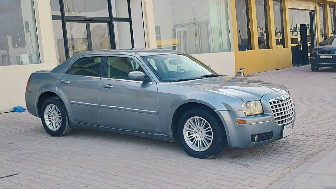 كلايسر اوباما مديل 2008وارد امريكي مكفوله من ضربه وتبديل  سنويه لل28مشروع وطني تحويل مباشر السعر 103وبيه مجال للستفسار اكثر اتصل ***********مكينه وكير مكفولات حجم لمحرك 6سلندر 3/5مواصفات شاشه دشبول مثبت سرعه كامره خلفيه حساسات كشنات مخمل كهربايه تبريد شغال ثلج قطعتين تبريد حداديه جديده تخم تاير ويل كب كروم لايت زنون عالي ناصي السياره جديده بمعنه الكلمه ما مشتغله خط ستخدام شخصي مكان ذي قار مكلف بنشر الشطره, ذي قار
