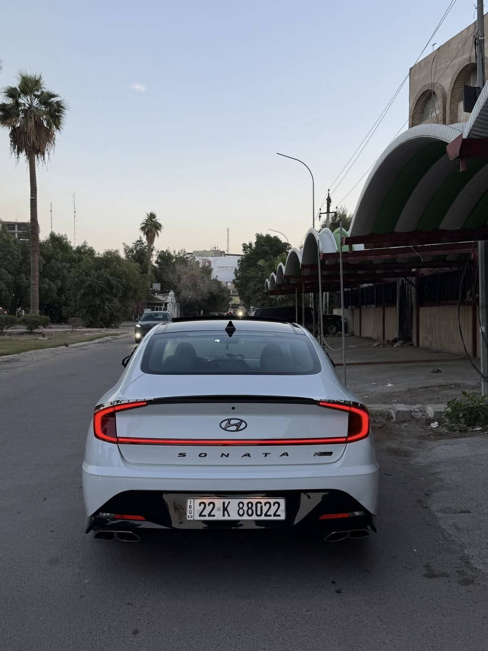 سوناتا 2022 N نايت ادشن
مواصفات الان لاين معروفه 
مكينه 2500 توربو 
كير dct دبل كلج 
بانوراما 
سماعات سستم bose
رقم اربيل مرتب تريد تحويل او وكاله 
السياره بدون قطره دواخل صبغ بنيد ونص جاملغ وباب صدر 
السعر 183 وبيها مجال بسيط بلعافيه ع ياخذها 
*********** مكاني كراده ساحه كهرمانه
