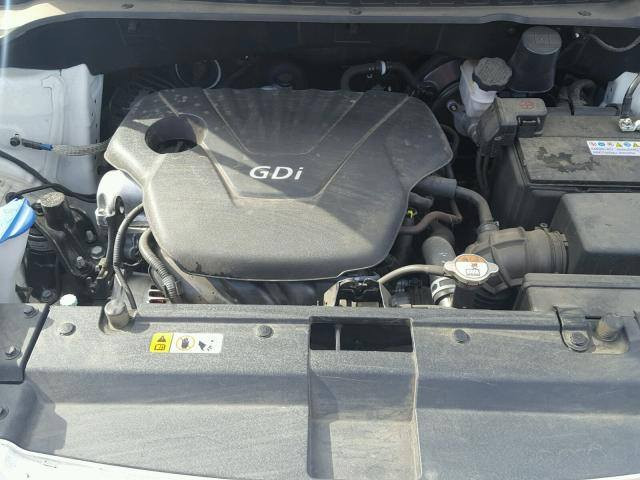 سيارة صول 2016 محرك 1600 GDI رقم بغداد للبيع ب110  ورقة ... للاتصال ***********/*********** .. سيارة مكفولة كير محرك والضرر موضح بالصورة باب بجانب السائق فقط .. وطخطخات بسيطة
