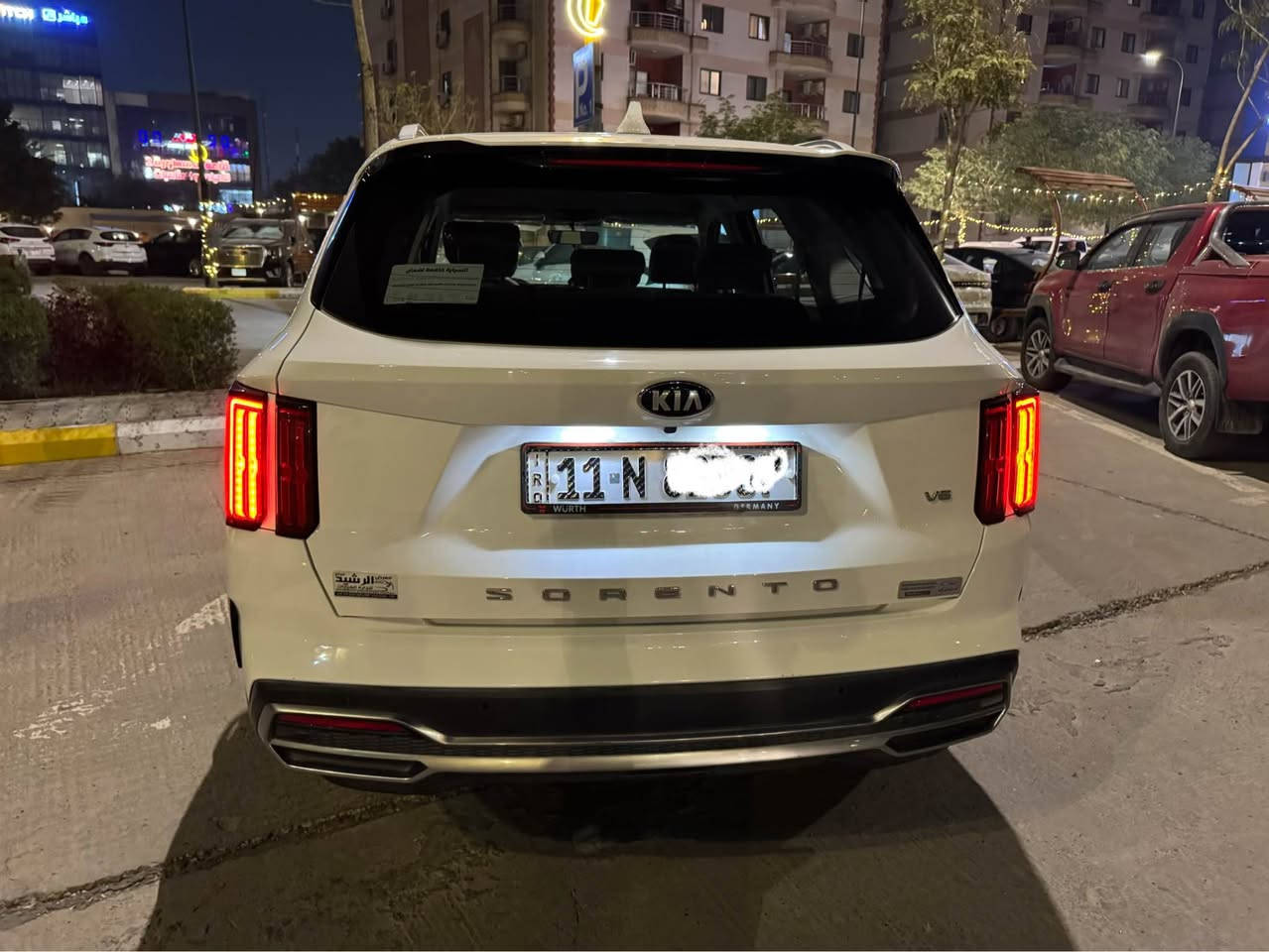 السلام عليكم
سورنتو موديل 2021 خليجي رقم بغداد مكفولة كفاله عامه

عدا شخط صغير بالباب خلف عكس السائق 
 بشرط الفحص تحويل مباشر
تحويل مباشر ماشيه ٤٦ وقابله للزياده

المواصفات
بصمه تشغيل
بصمه بيبان
تشغيل عن بعد 
جنطه كهرباء
كراسي كهرباء اماميه وخلفيه
سايد بريك دواسة
شاحن لاسلكي للهواتف
كير 8 نمر
جي بي اس
شفتات ستيرن
تحكم استيرن فول
أربع انضمه قياده / ايكو / سمارت / سبورت /
نظام مانع انزلاق
نظام منحدرات
7 راكب
مكينه 6V/3500
3 قطع تبريد
كامره دواره
لد نهاري
لايت زينون +LED
المقاعد  جلد  السياره
مثبت سرعه
حساس امامي خلفي
السياره حلوه وجديده احلى من الصوره
ضمان الدولية وبعدها بالصمان وكل الدهن تبديل شركة الدولية

سعر السيارة 283 وبيها مجال بسيط

للتواصل ***********
المكان بغداد حي الجامعة بغداد, العراق
