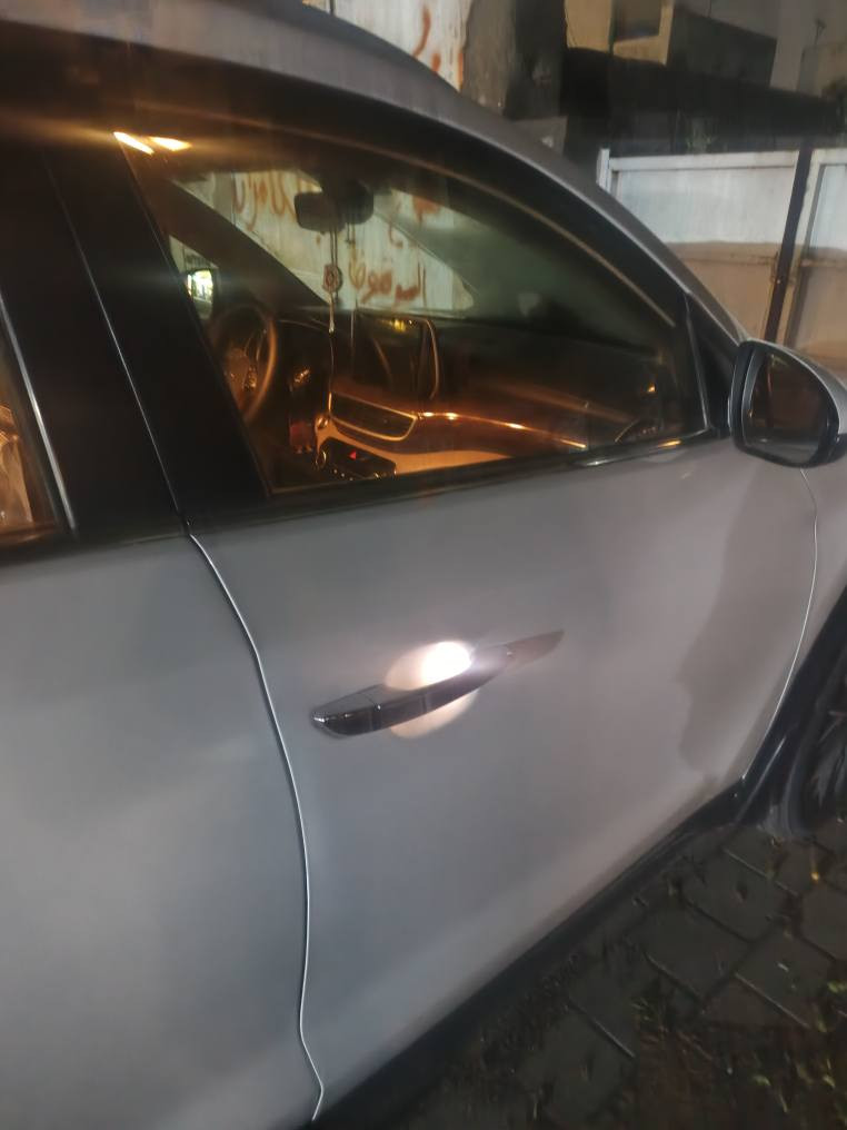 السلام عليكم للبيع
توسان  2020فول مواصفات عدا بنراما خليجي
ماشية ٧٢الف 
بيه بارد جاملغ الأمامي وكارت حافه بنيد
محرك كير ع وضع الشركة برغي ممفتوح بيهن 
 ، بصمة تشغيل وبصمة بيبان تبريد قطعتين خمسة عدسات  اريل نفكيشن 
كشنات جلد بقلاوة كشنين كهربائ
شاشة كبيرة  تحكم ستيرن
 صاج داخل السيارة لايت لد ، مري شفط
، ويل كب حجم ١٩    ثلاجه بالجكمجه  
شاحن لا سلكي  كامرة امامية + خلفية دوارة 
حساس خلفي  اصلي 
إضاءات لد باليدات 
رقم السيارة بغداد ألدولي وهزه جديدة باسمي مكان السياره بغداد السعر 195 وبيه مجال رقم
 ‭ ‭0770 7819201 بغداد, العراق
